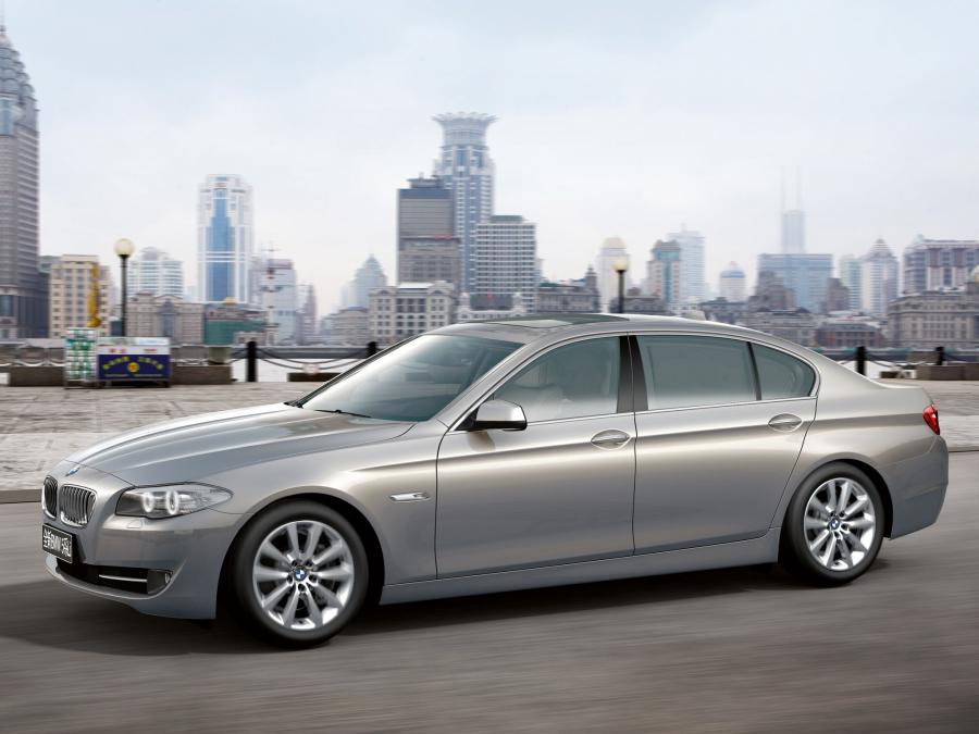  BMW 535Li 2010 года  (фото 13 из 16)